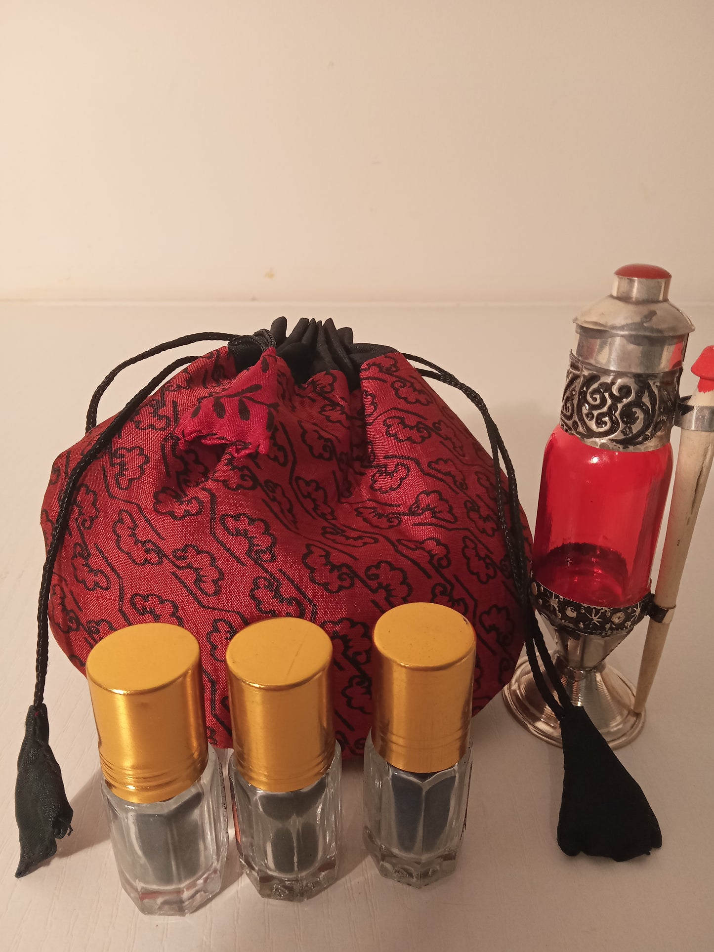 Trousse de maquillage marocain: 3 khôls, flacon khôl en verre et akker fassi