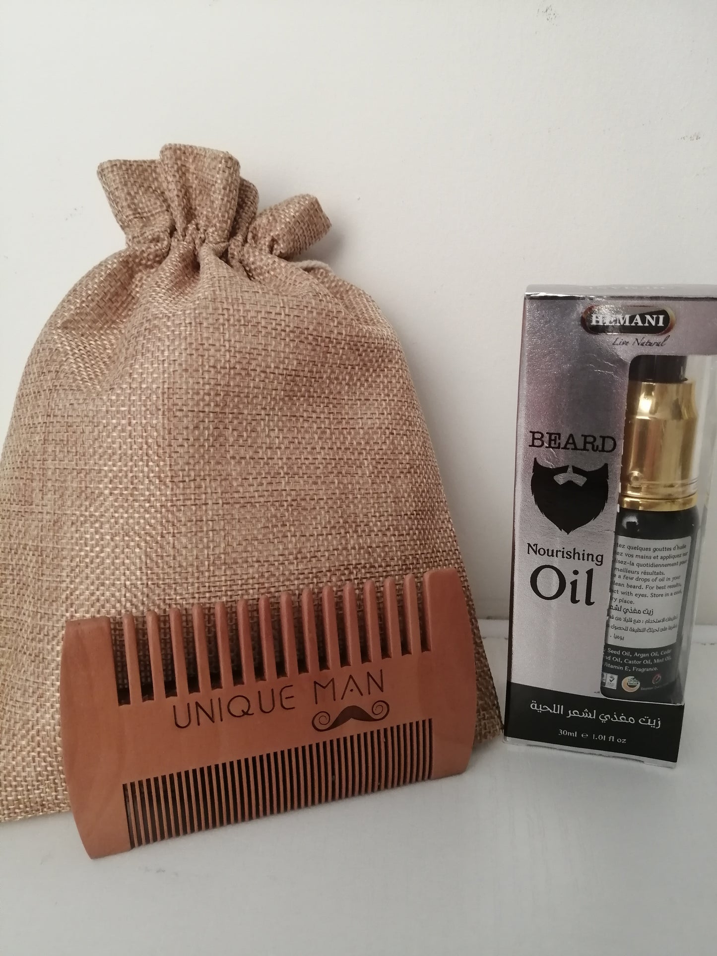 Coffret Homme: huile à barbe 30 ml + peigne à barbe