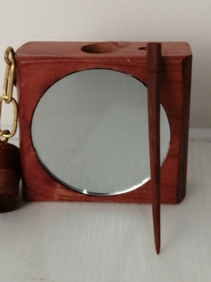 Berber kohl bottle with integrated mirror